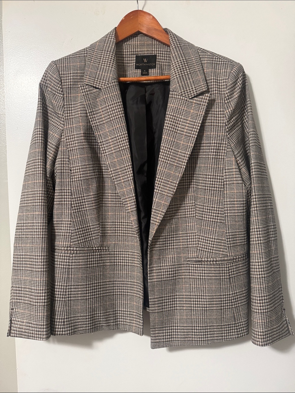 Worthington Women's Plaid Blazer black/tan/peach